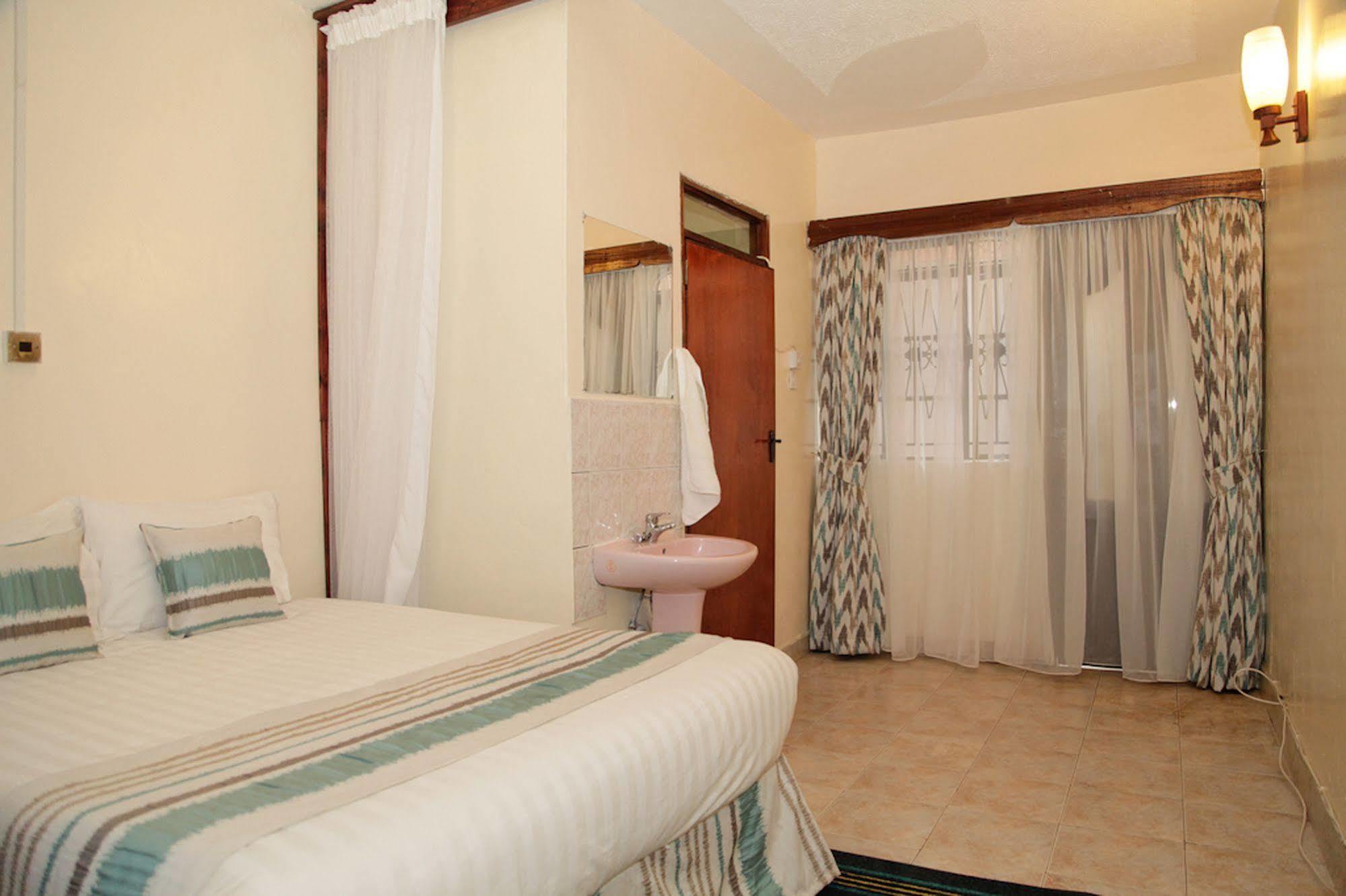 Magnolia Pine Bed & Breakfast Ναϊρόμπι Εξωτερικό φωτογραφία