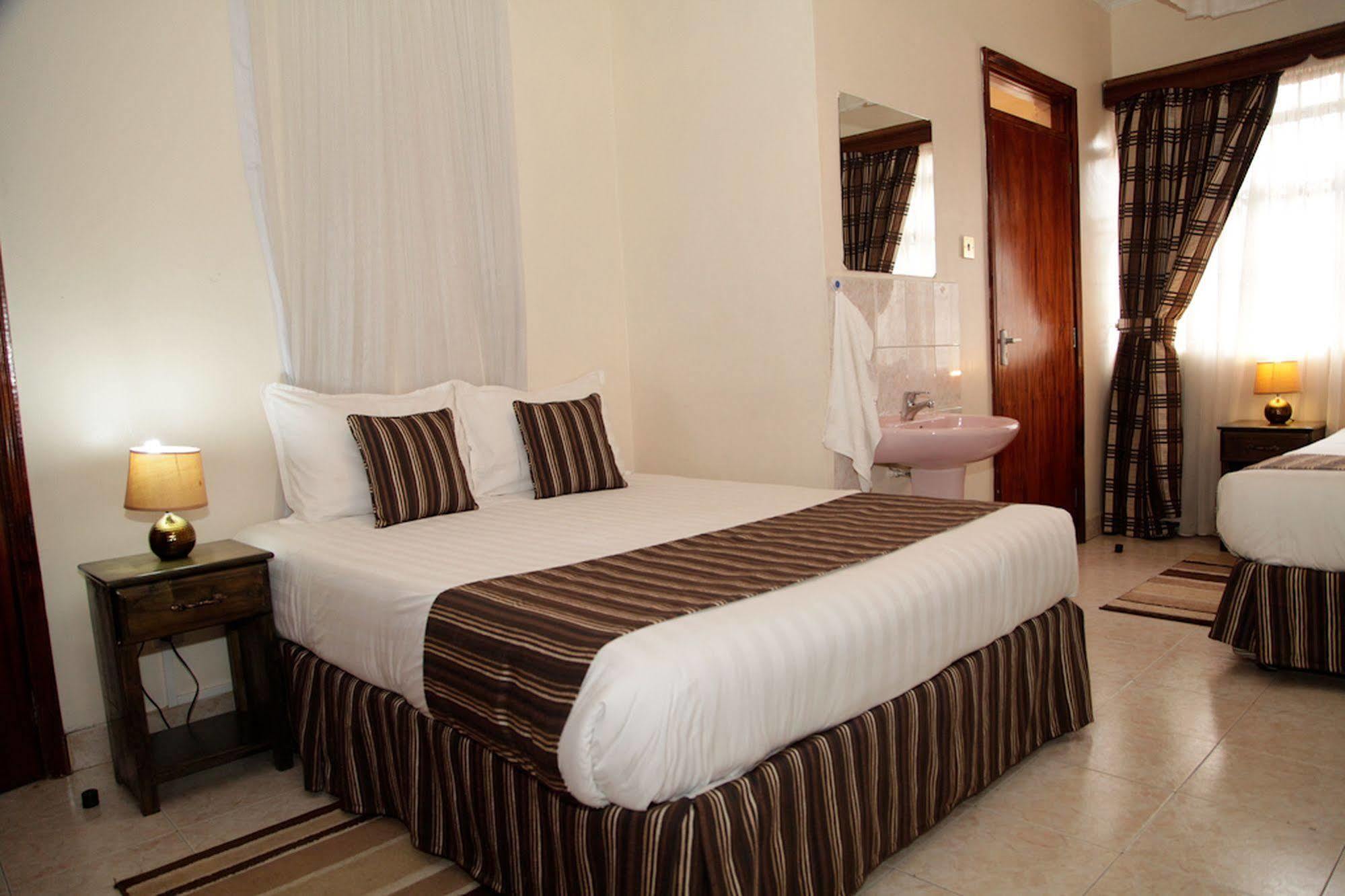 Magnolia Pine Bed & Breakfast Ναϊρόμπι Εξωτερικό φωτογραφία