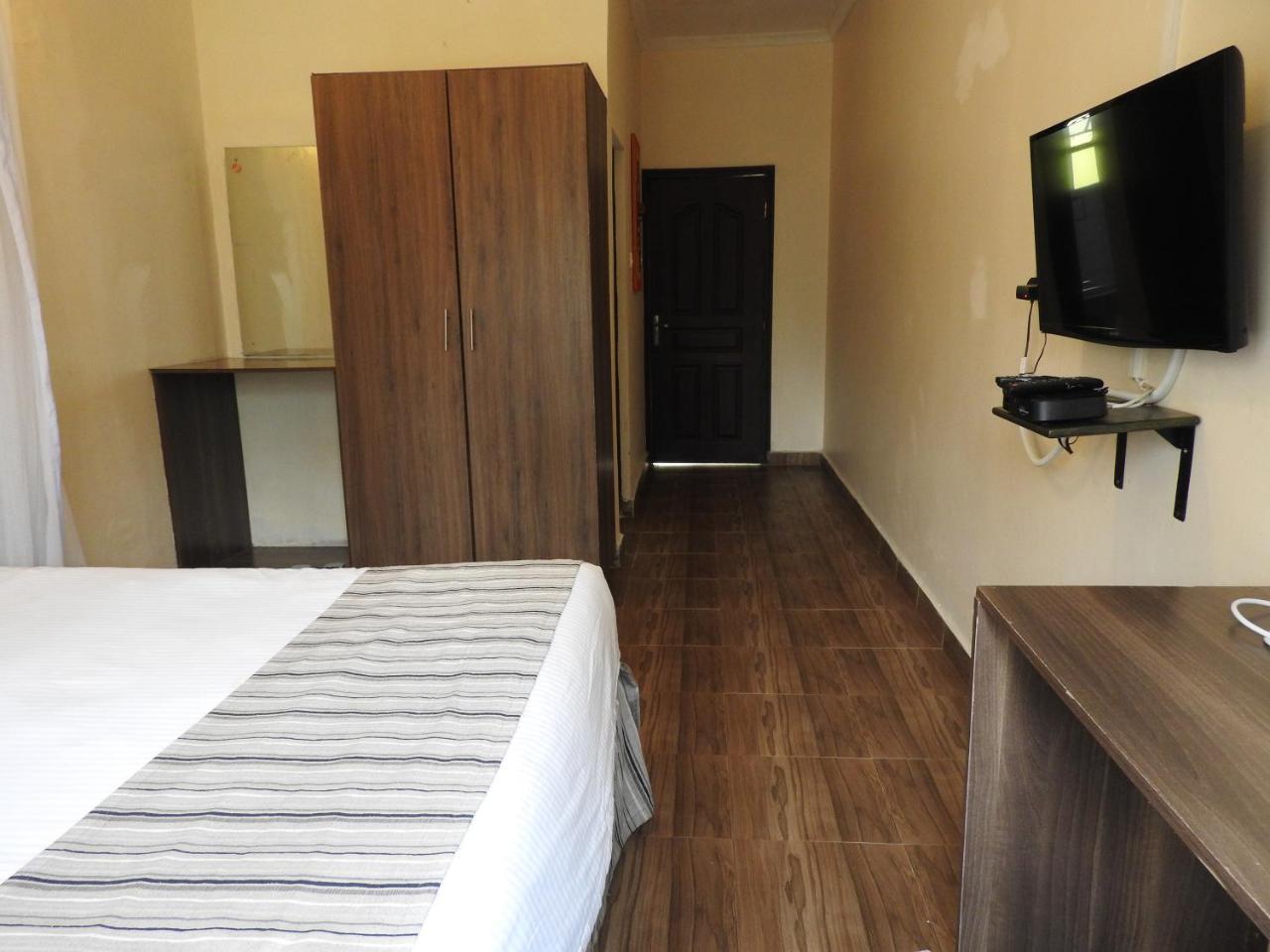 Magnolia Pine Bed & Breakfast Ναϊρόμπι Εξωτερικό φωτογραφία
